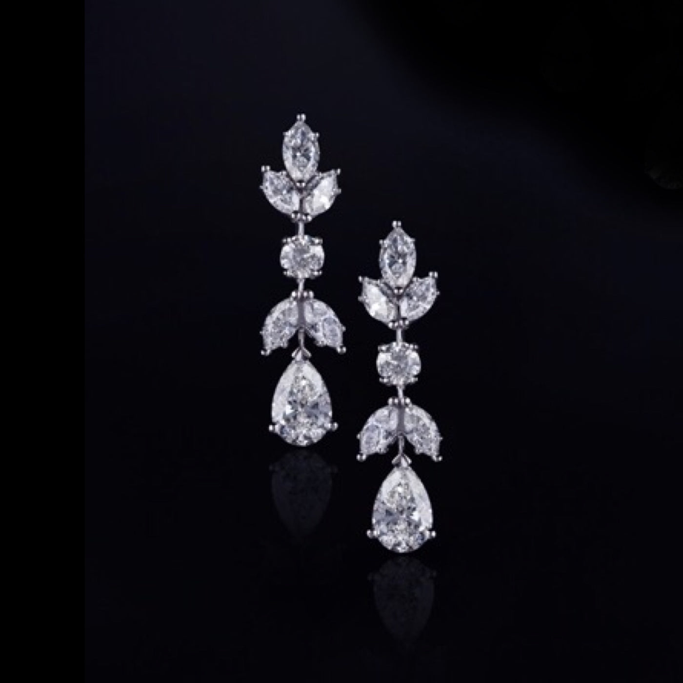 Elisa Diamond Earrings